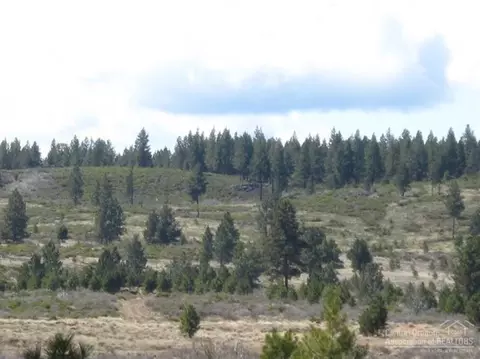 61861 Fall Creek Loop, Bend, OR 97702 photo 17