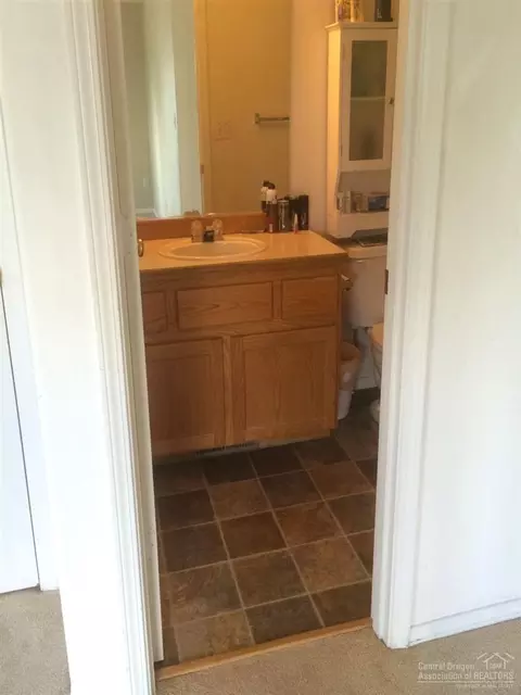 20002 Powers Rd, Bend, OR 97702 photo 8