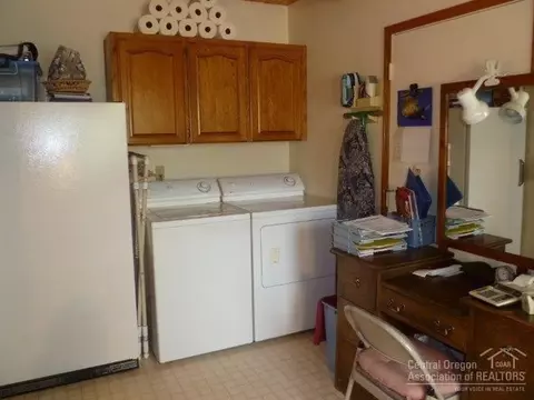18076 4th Ave, Bend, OR 97701 photo 8