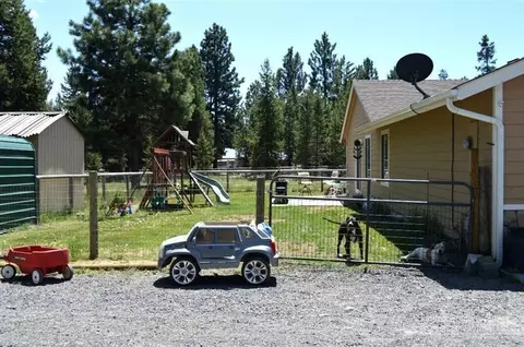 15995 Old Mill Rd, La Pine, OR 97739 photo 3