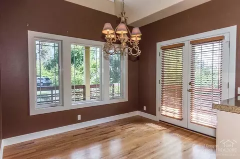 20936 Crystal Ct, Bend, OR 97701 photo 11