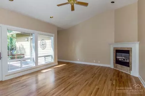 20936 Crystal Ct, Bend, OR 97701 photo 6