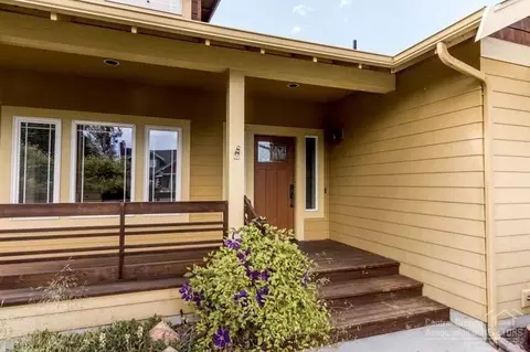 20936 Crystal Ct, Bend, OR 97701 photo 2
