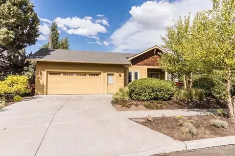 20936 Crystal Ct, Bend, OR 97701 photo 4