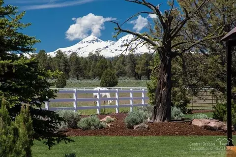 18540 Plainview Rd, Bend, OR 97701 photo 21