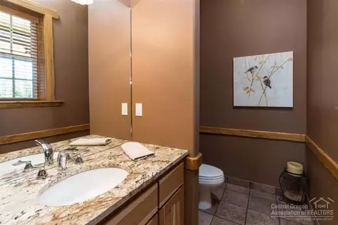 18540 Plainview Rd, Bend, OR 97701 photo 9