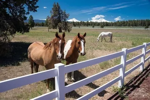 18540 Plainview Rd, Bend, OR 97701 photo 22