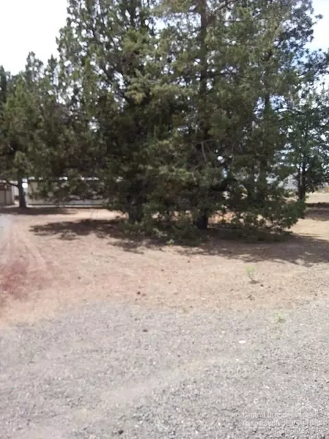 61373 Benham Rd, Bend, OR 97702 photo 3