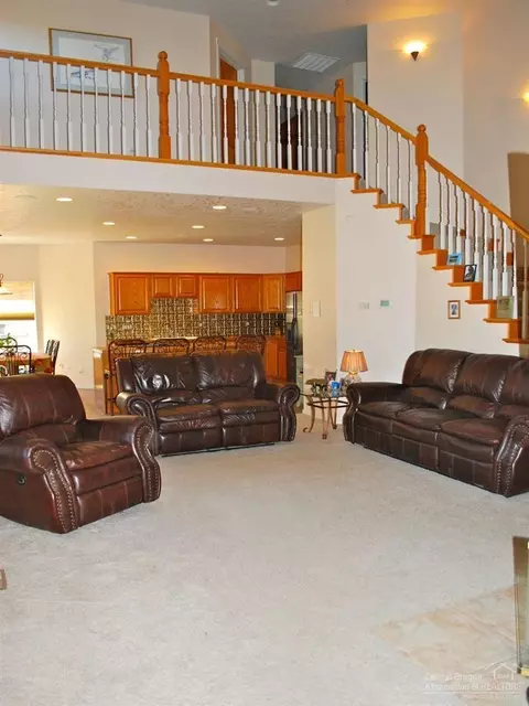 21057 Arid Ave, Bend, OR 97701 photo 4