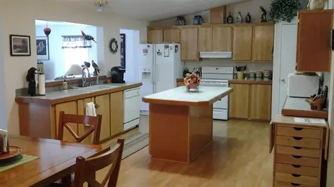 15879 Sparks Dr, La Pine, OR 97739 photo 5