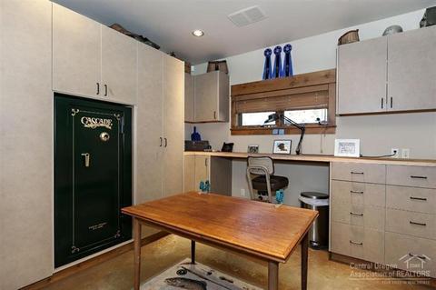2981 NW Starview Dr, Bend, OR 97701 photo 18