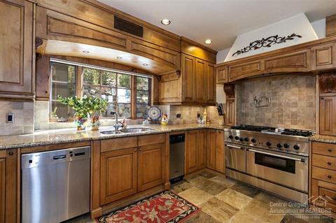 2981 NW Starview Dr, Bend, OR 97701 photo 6