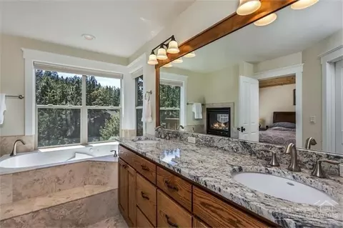 2281 NW Putnam Rd, Bend, OR 97701 photo 14