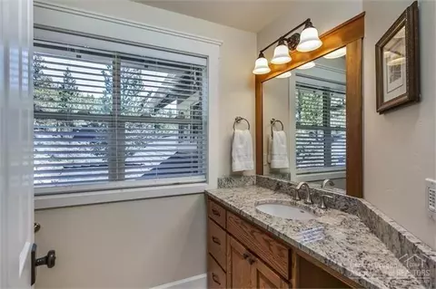 2281 NW Putnam Rd, Bend, OR 97701 photo 22