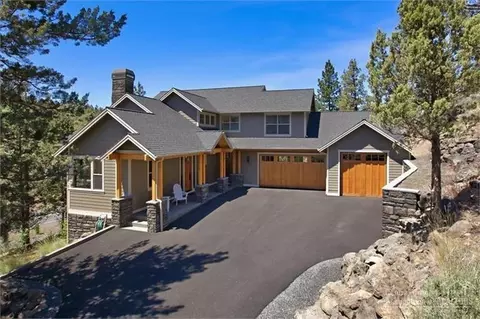 2281 NW Putnam Rd, Bend, OR 97701 photo 1