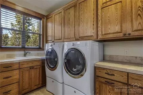 2281 NW Putnam Rd, Bend, OR 97701 photo 20