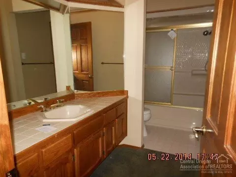60816 SE Willow Creek Loop, Bend, OR 97702 photo 13