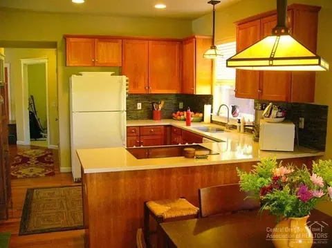 21337 Oakview Dr, Bend, OR 97701 photo 5
