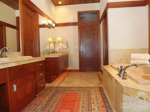 19388 Green Lakes Loop, Bend, OR 97702 photo 15