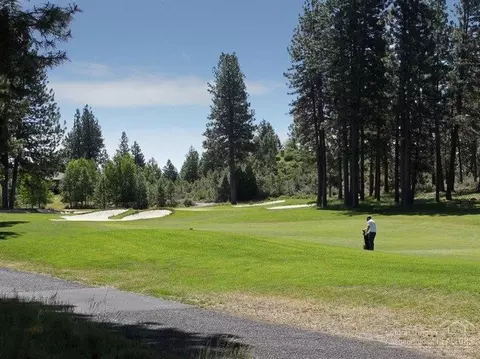 19388 Green Lakes Loop, Bend, OR 97702 photo 24