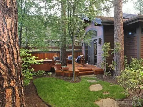 19388 Green Lakes Loop, Bend, OR 97702 photo 5