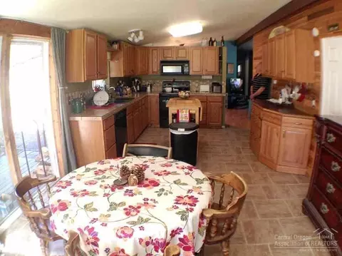 60113 Cheyenne Rd, Bend, OR 97702 photo 12