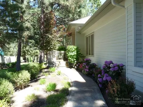 60809 Willow Creek Loop, Bend, OR 97702 photo 22