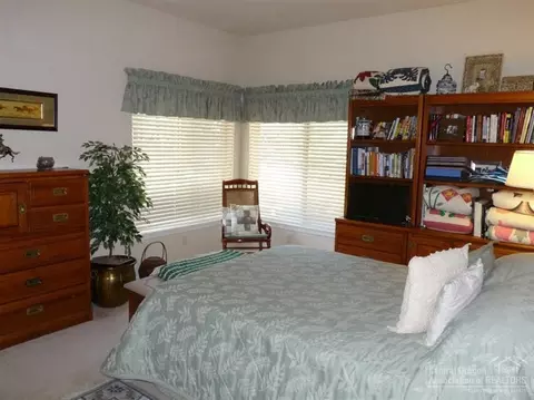 60809 Willow Creek Loop, Bend, OR 97702 photo 15