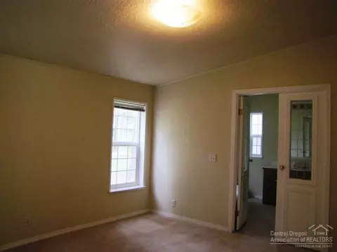 55476 Jamie Way, Bend, OR 97707 photo 17