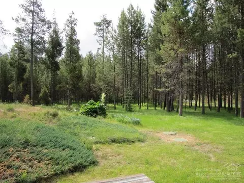 55476 Jamie Way, Bend, OR 97707 photo 4