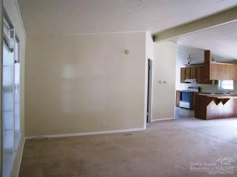 55476 Jamie Way, Bend, OR 97707 photo 14