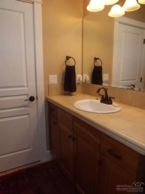 61409 Davis Lake Loop, Bend, OR 97702 photo 8
