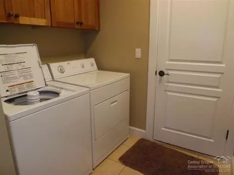 61409 Davis Lake Loop, Bend, OR 97702 photo 12