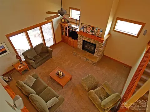 681 NW Powell Butte Loop, Bend, OR 97701 photo 5