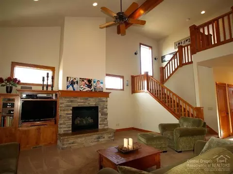 681 NW Powell Butte Loop, Bend, OR 97701 photo 6