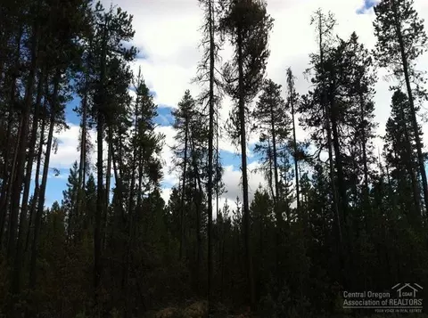 16975 Upland, Bend, OR 97707 photo 3