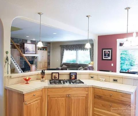 20454 Jacklight Ln, Bend, OR 97702 photo 9