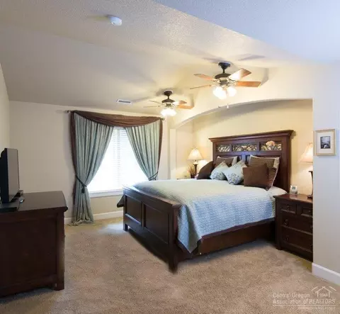 20454 Jacklight Ln, Bend, OR 97702 photo 15