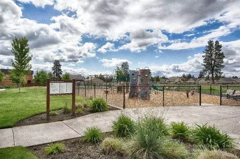 20454 Jacklight Ln, Bend, OR 97702 photo 19