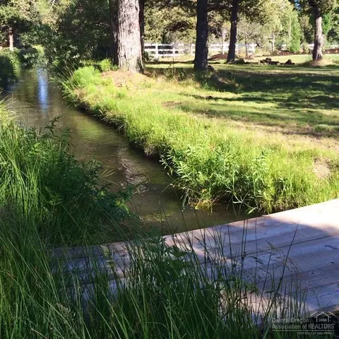 60670 Billadeau Rd, Bend, OR 97702 photo 10