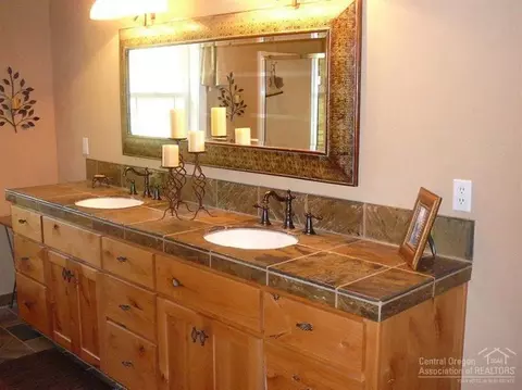 60670 Billadeau Rd, Bend, OR 97702 photo 19