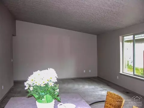 16491 Cassidy Dr, La Pine, OR 97739 photo 10