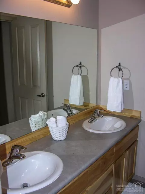16491 Cassidy Dr, La Pine, OR 97739 photo 13