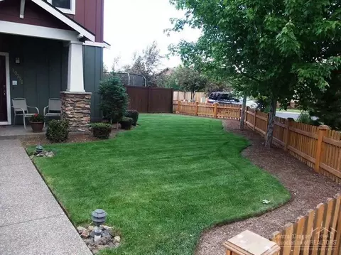 20396 Murphy Rd, Bend, OR 97702 photo 2