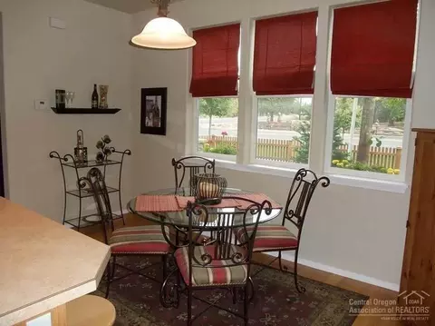 20396 Murphy Rd, Bend, OR 97702 photo 9