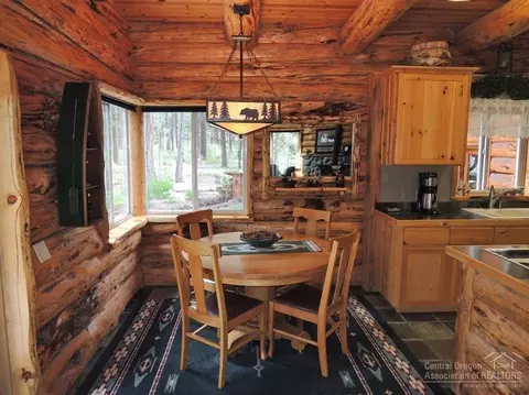 55583 Wagon Master Way, Bend, OR 97707 photo 9