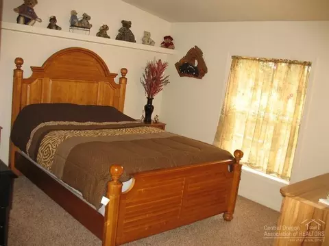 59633 Osage Rd, Bend, OR 97702 photo 10