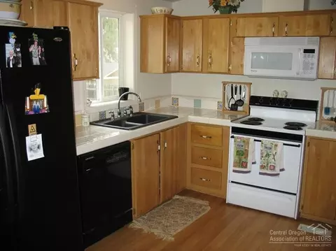59633 Osage Rd, Bend, OR 97702 photo 6