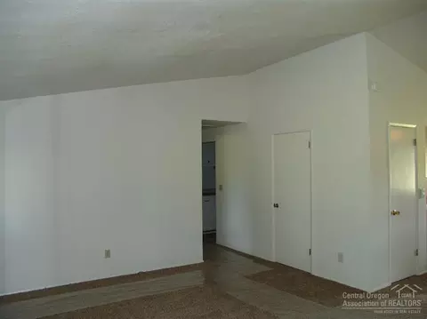 53925 Pine Grove Rd, La Pine, OR 97739 photo 10