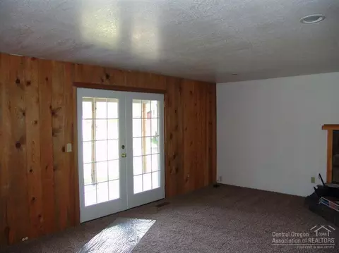 53925 Pine Grove Rd, La Pine, OR 97739 photo 11